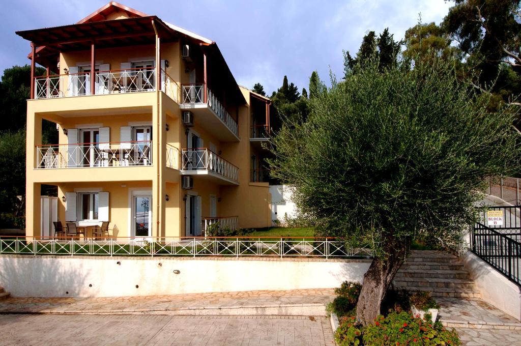 Brentanos Apartments - A - View Of Paradise Γαστούρι Δωμάτιο φωτογραφία