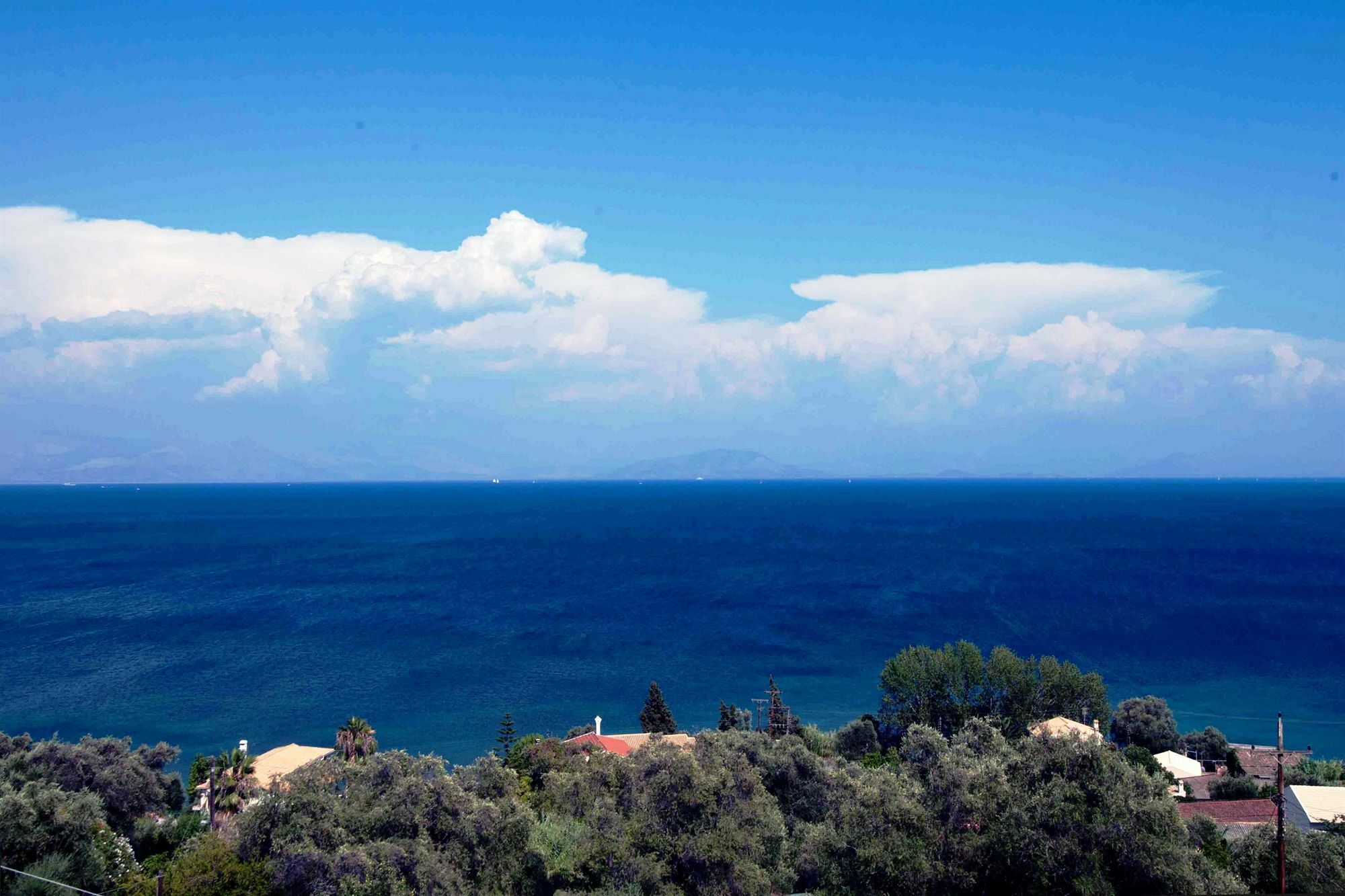 Brentanos Apartments - A - View Of Paradise Γαστούρι Εξωτερικό φωτογραφία